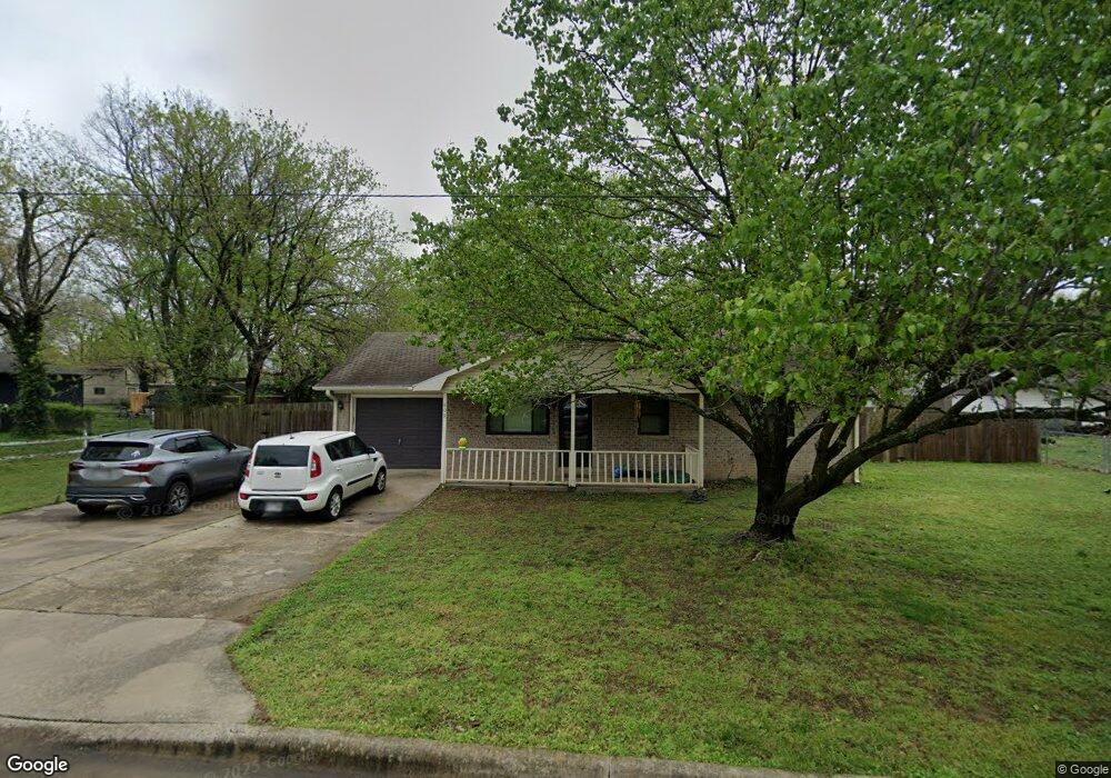 609 E Cleveland St, Prairie Grove, AR 72753 - photo 1