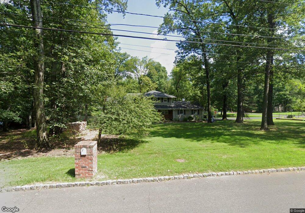 Sold $855,000 • Co-Listing Agent