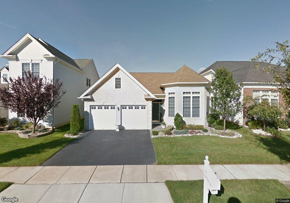 28 Copernicus Ct, Cranbury, NJ 08512 - photo 1