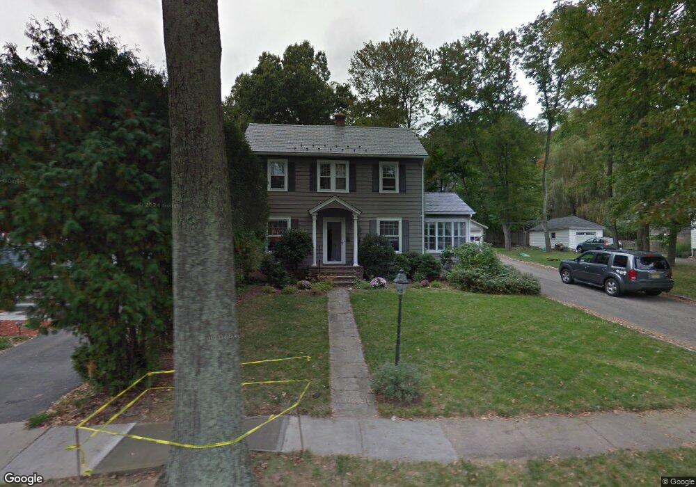 10 Colonial Rd, Morristown, NJ 07960 - photo 1