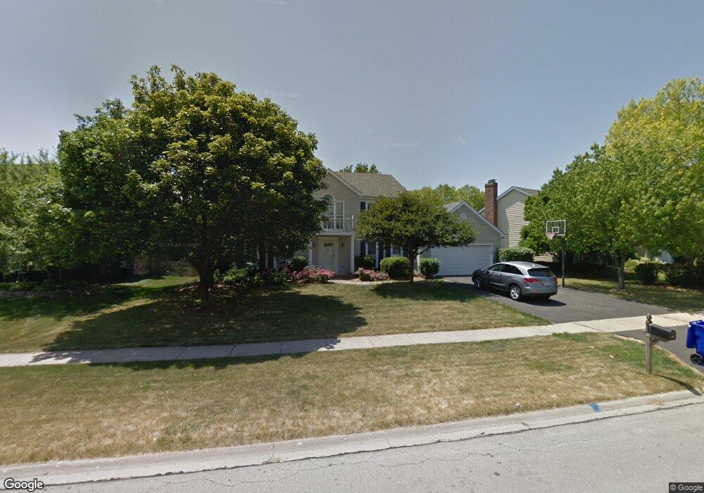 46 Venetian Way Cir, Wheaton, IL 60189 - photo 1