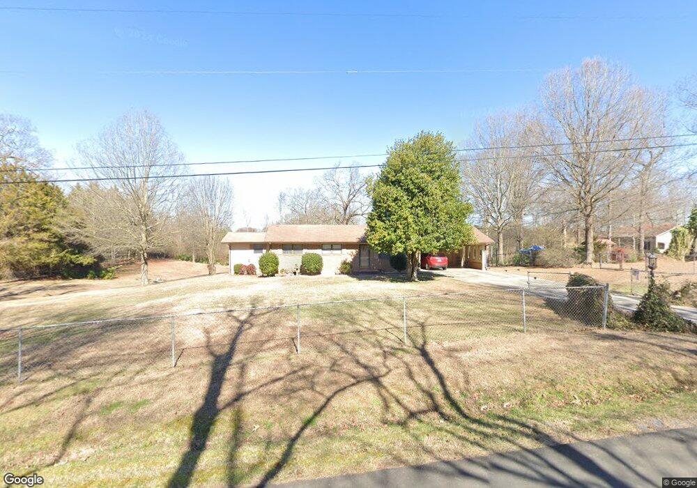 422 Ellis Rd SW, Dalton, GA 30721 - photo 1