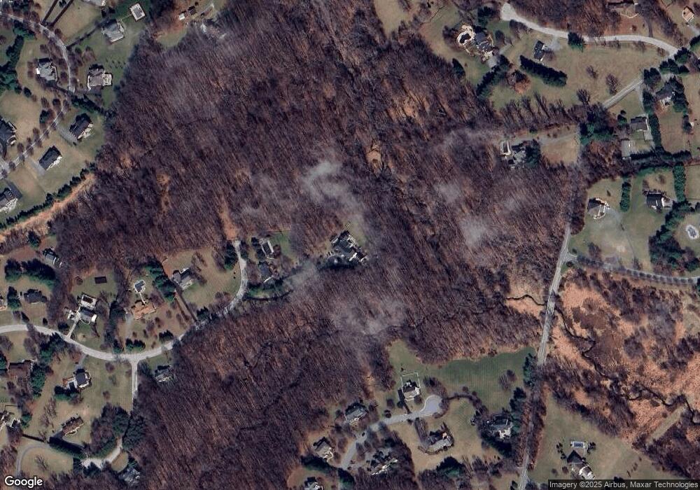 2203 Crestnoll Rd, Reisterstown, MD 21136 - photo 1