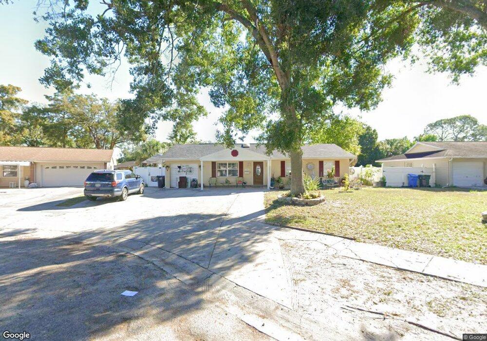 6805 Cresthill Ct, Tampa, FL 33615 - photo 1