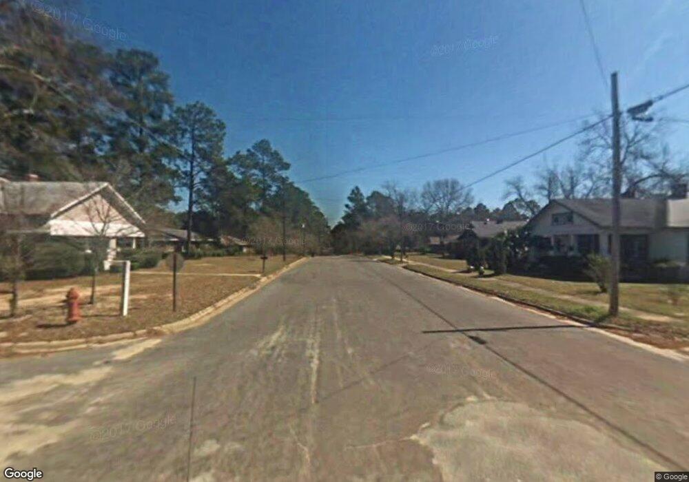 226 W Graham St, Mc Rae, GA 31055 - photo 1