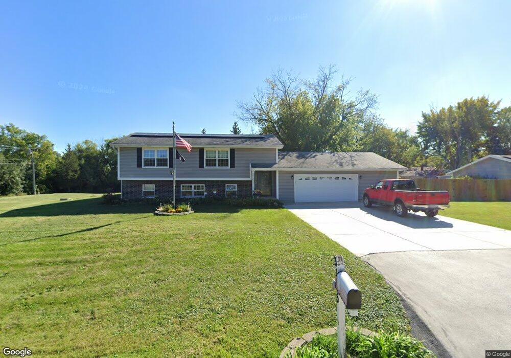 3105 W Tyler Ave, Waukegan, IL 60087 - photo 1