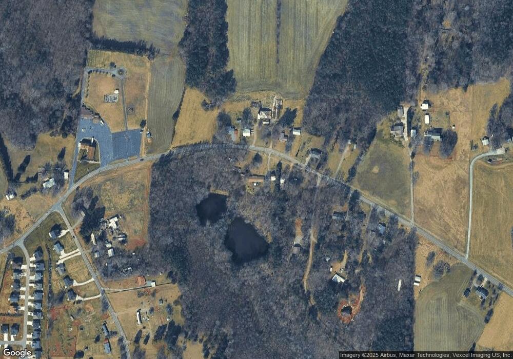 457 Barry Oak Rd, Statesville, NC 28625 - photo 1