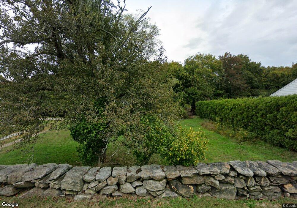 87 Russells Mills Rd, South Dartmouth, MA 02748 - photo 1