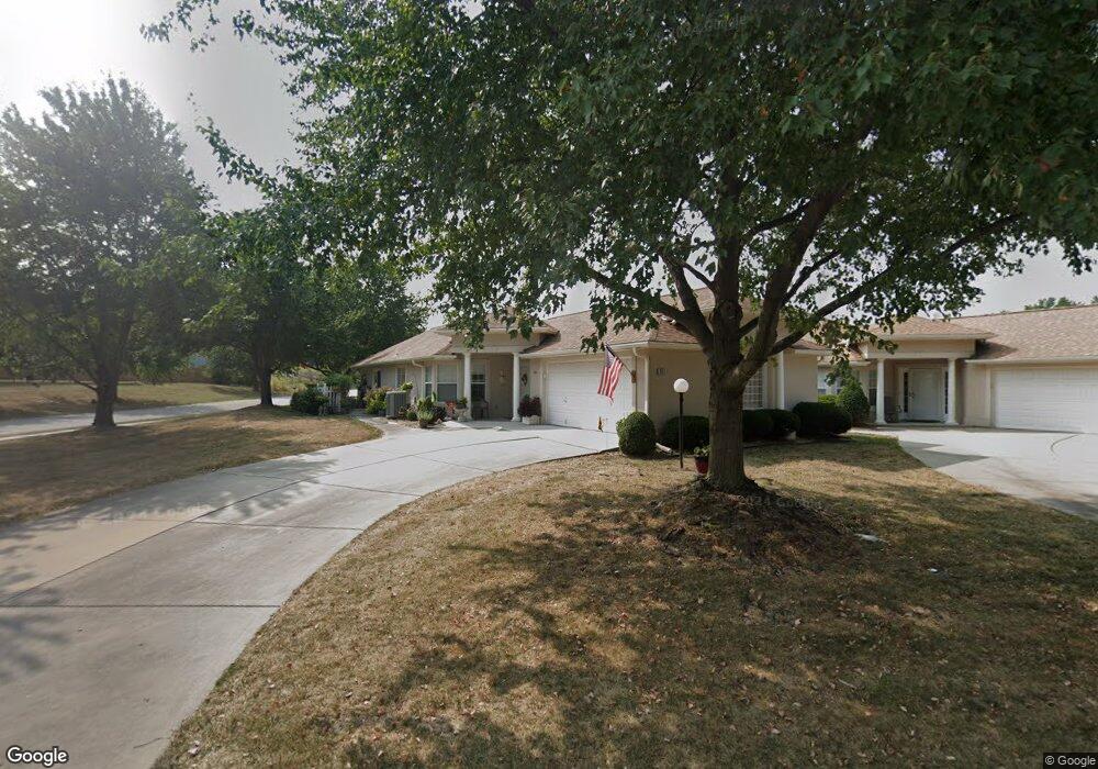 941 NW North Ridge Ct, Blue Springs, MO 64015 - photo 1