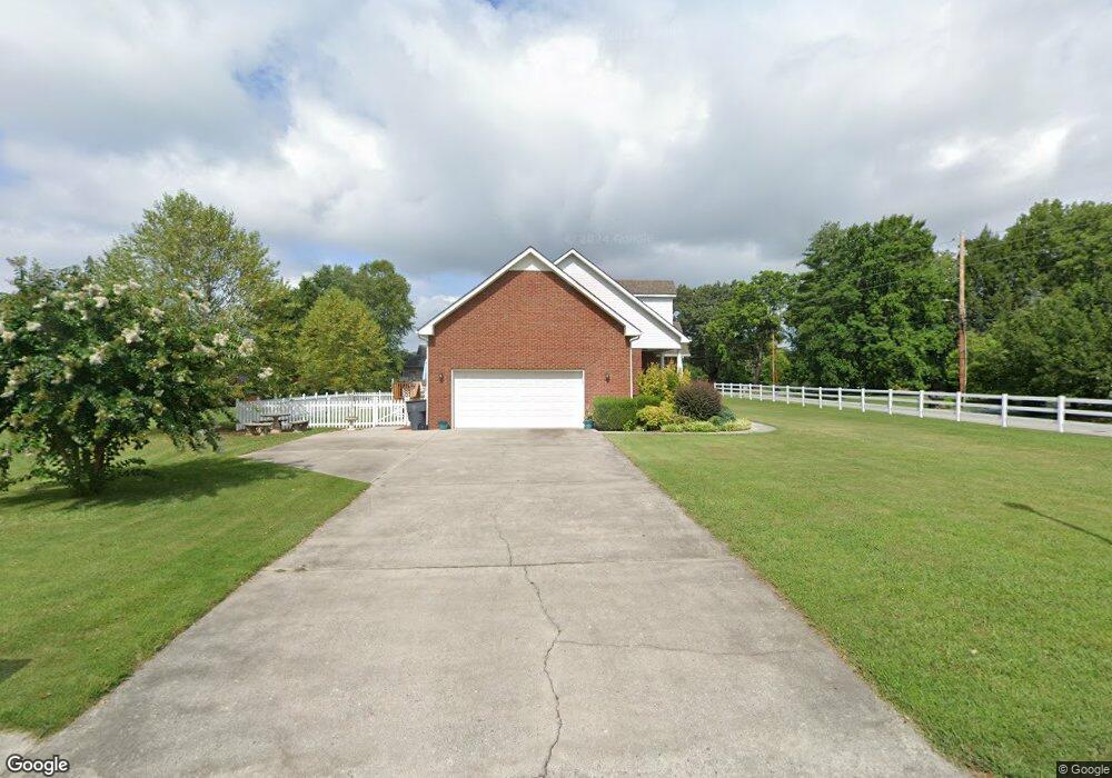 16 N Steeplechase Dr, McMinnville, TN 37110 - photo 1