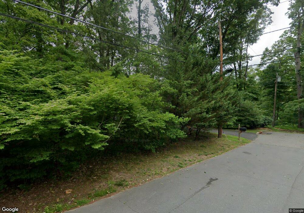 201 Wendover Dr, Princeton, NJ 08540 - photo 1