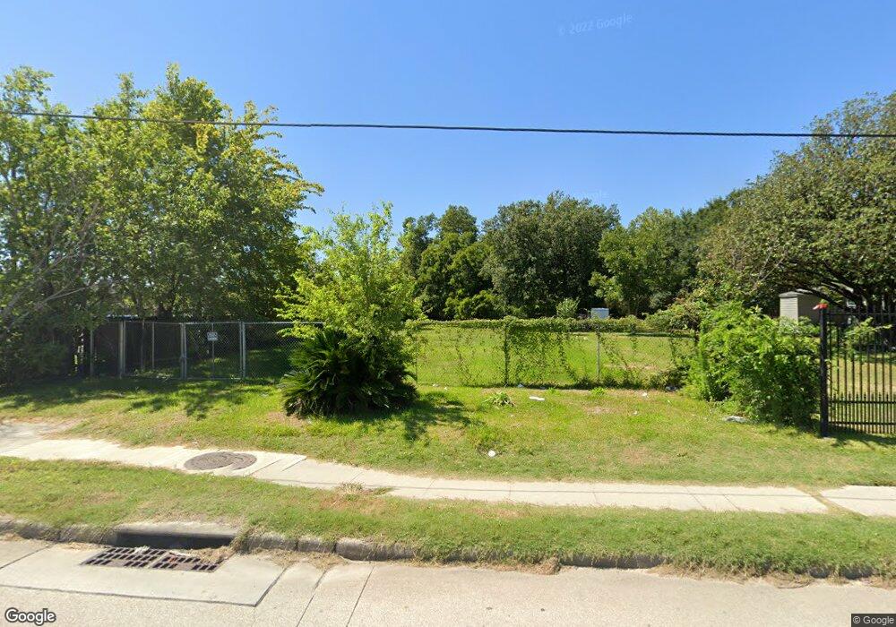 7215 Lockwood Dr, Houston, TX 77016 - photo 1