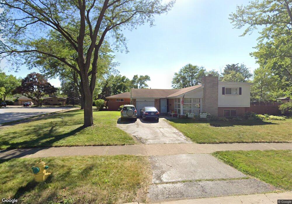 290 S Boyd Ave, Elmhurst, IL 60126 - photo 1