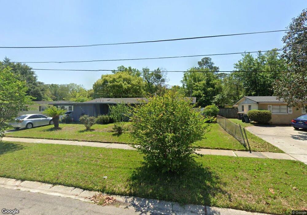 6630 Valiant Dr unit 8, Jacksonville, FL 32210 - photo 1