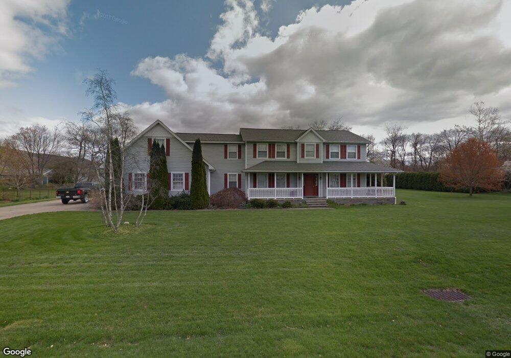 11 Ferretti Dr, Wyoming, PA 18644 - photo 1