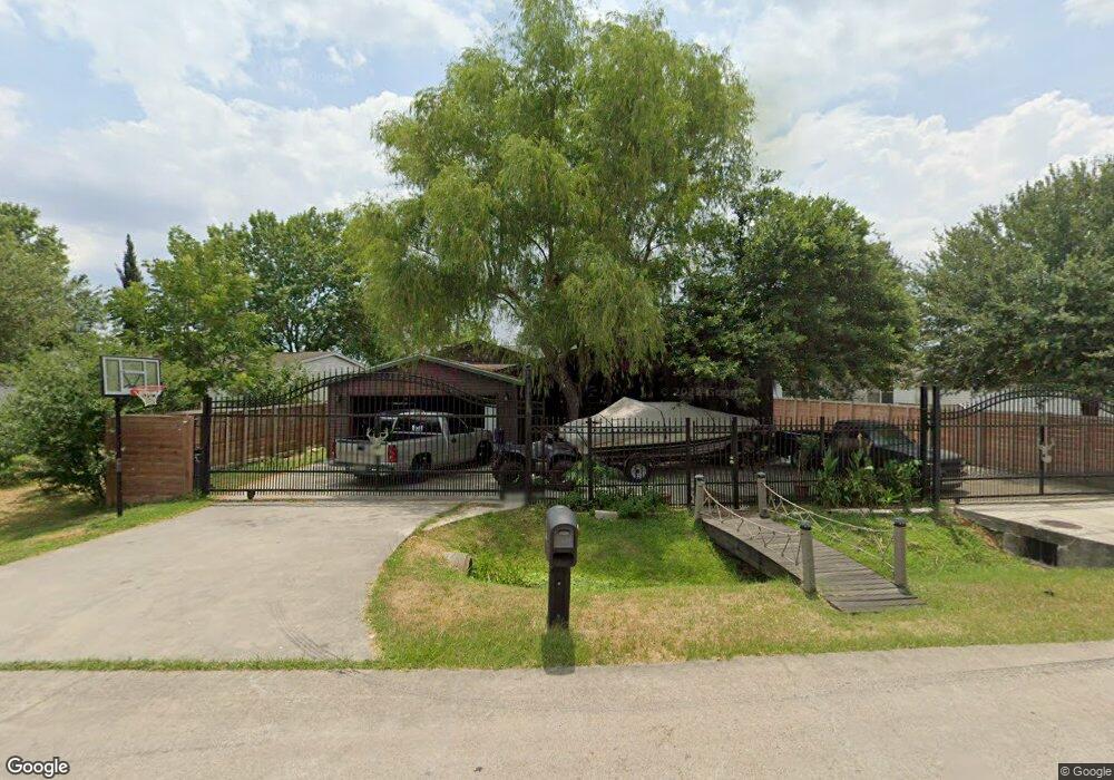 10707 Cordoba Dr, Houston, TX 77088 - photo 1