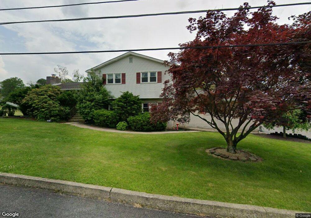 336 Kiddie Ln, Walnutport, PA 18088 - photo 1