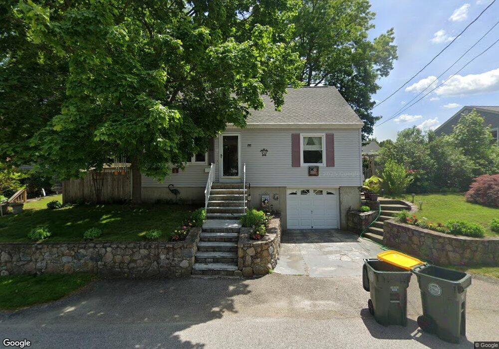9 4th St, Smithfield, RI 02917 - photo 1