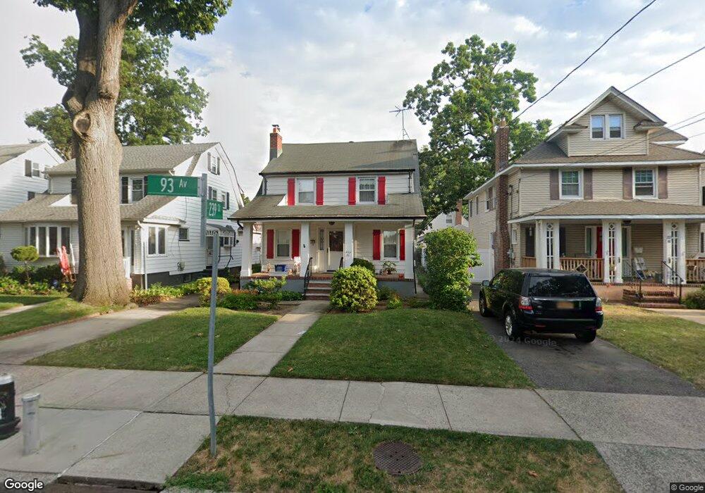 23739 93rd Ave, Bellerose, NY 11426 - photo 1