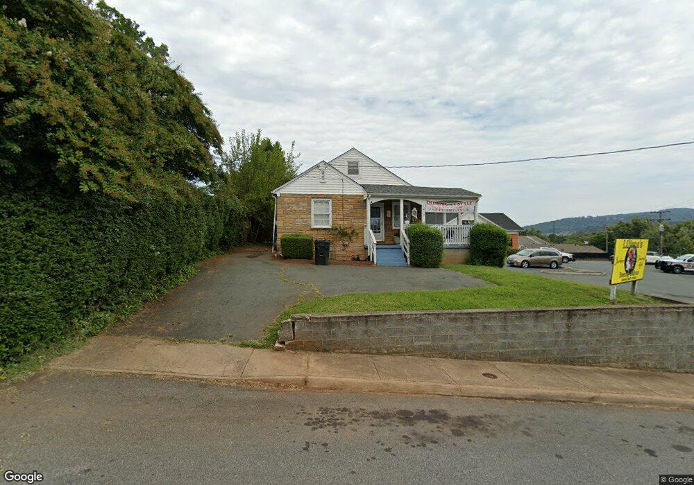 1427 Hazel St, Charlottesville, VA 22902 - photo 1