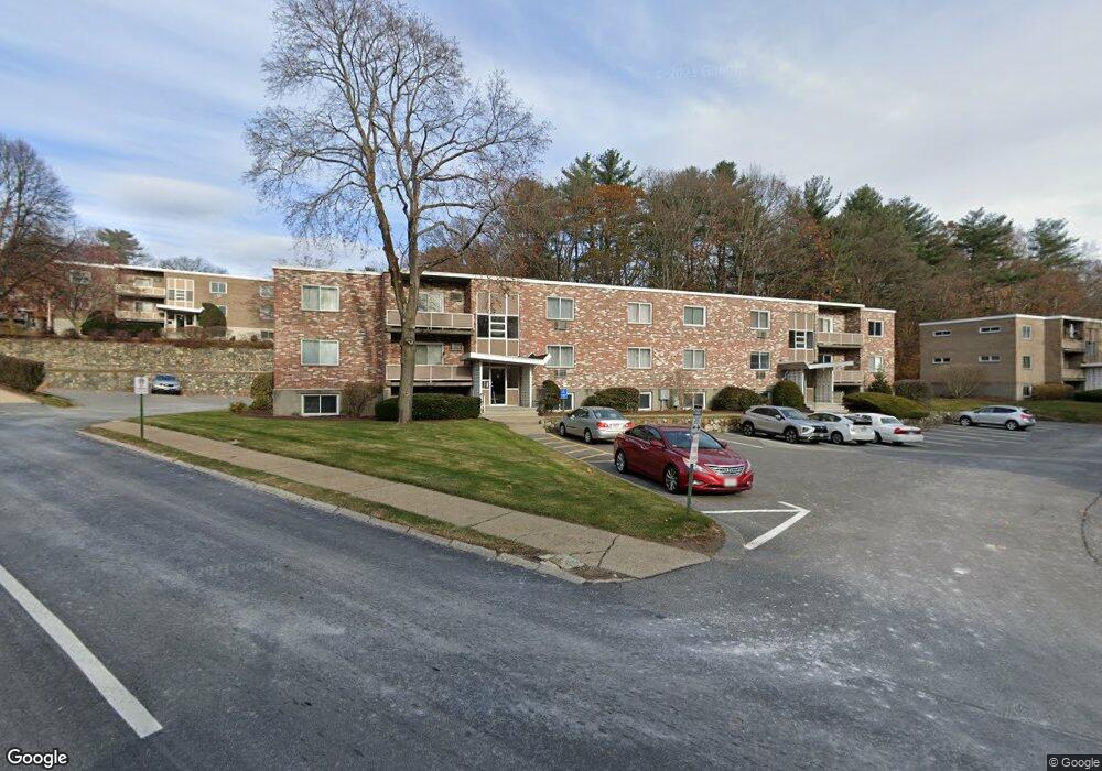 9 Jacqueline Rd unit 9A,9, Waltham, MA 02452 - photo 1