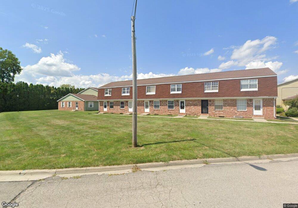 484 Heritage Cir unit H34, Bucyrus, OH 44820 - photo 1