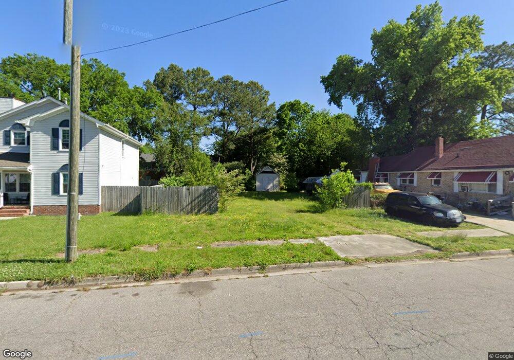 1114 Jefferson St, Portsmouth, VA 23704 - photo 1