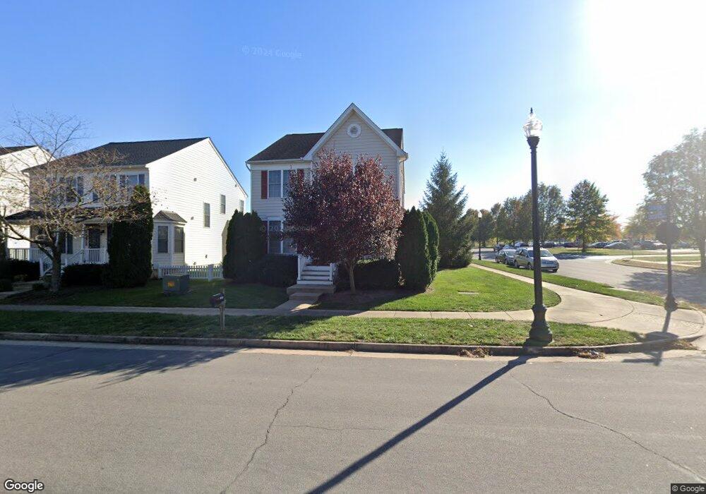 42895 Center St, Chantilly, VA 20152 - photo 1