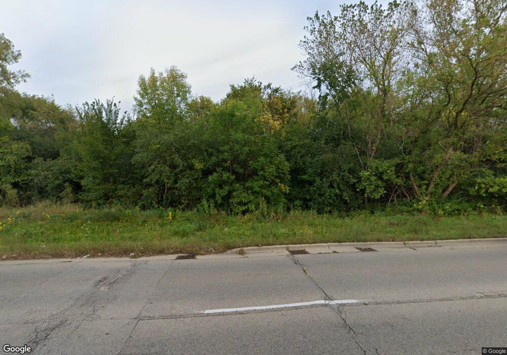 35905 N Green Bay Rd, Waukegan, IL 60085 - photo 1