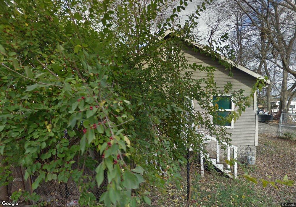 1390 E Engler St, Columbus, OH 43205 - photo 1