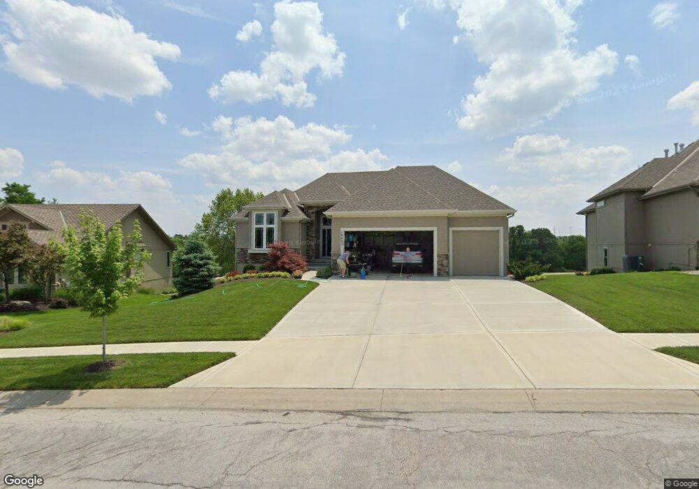 10005 Warwick St, Lenexa, KS 66220 - photo 1