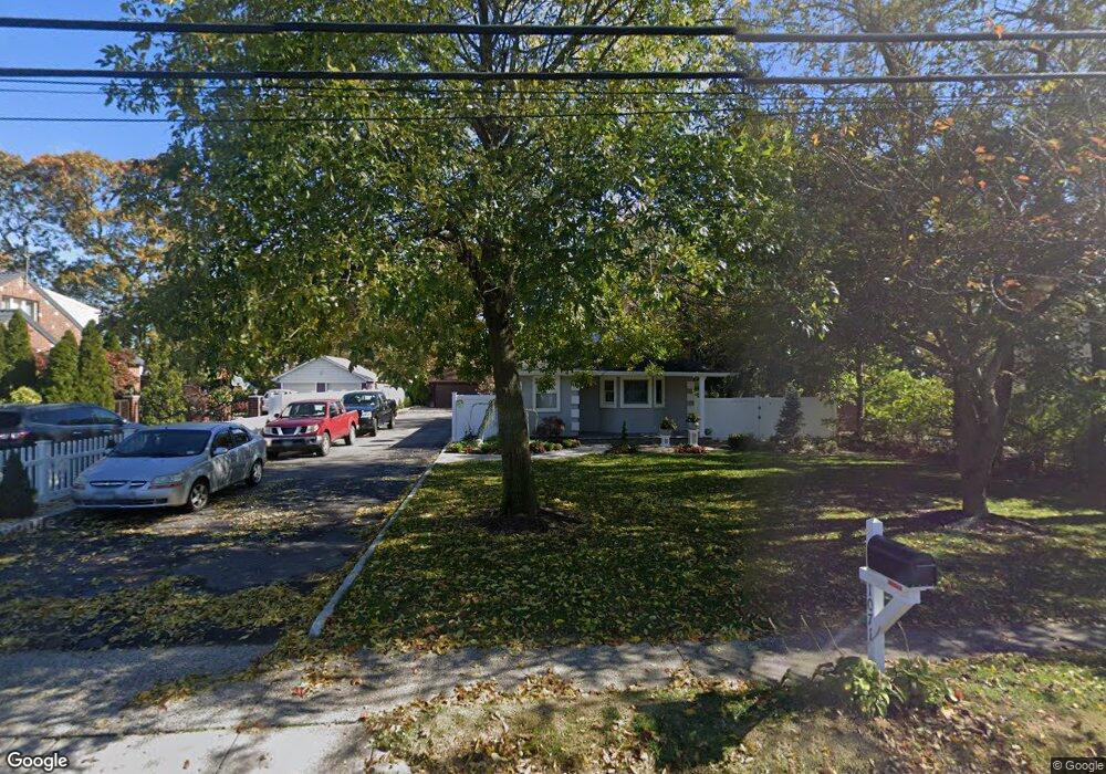 1071 Waverly Ave, Holtsville, NY 11742 - photo 1