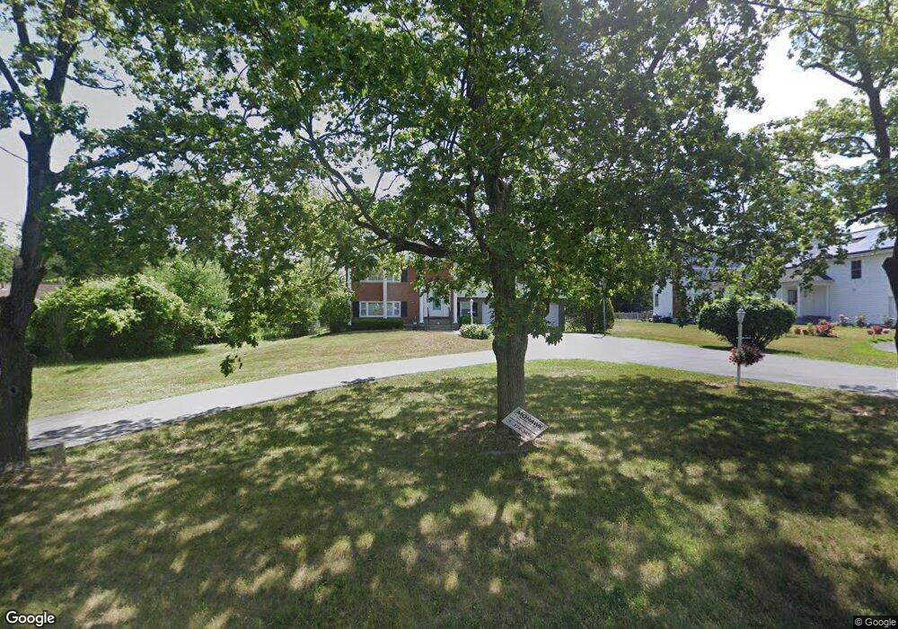 944 Pearse Rd, Schenectady, NY 12309 - photo 1