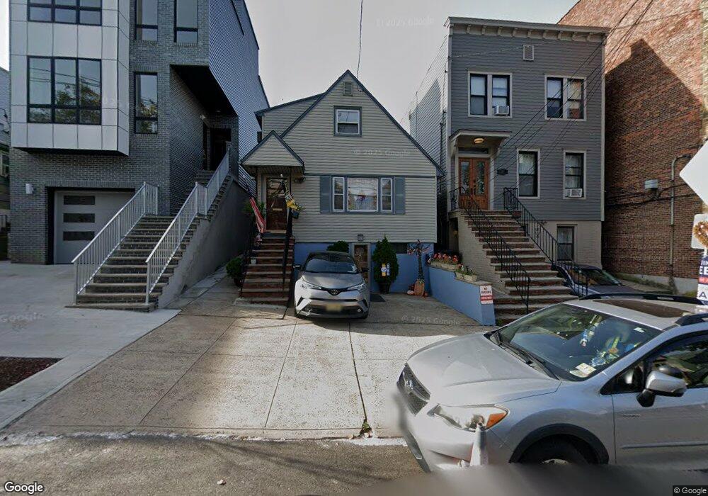123 Carlton Ave, Jersey City, NJ 07306 - photo 1