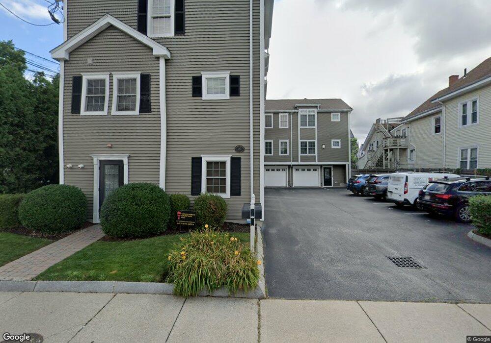 26 Floyd St unit 1, Waltham, MA 02453 - photo 1