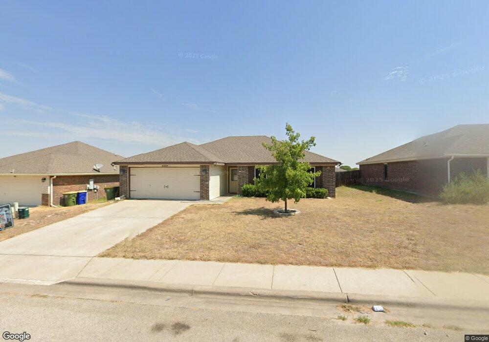 404 Trey, Troy, TX 76579 - photo 1
