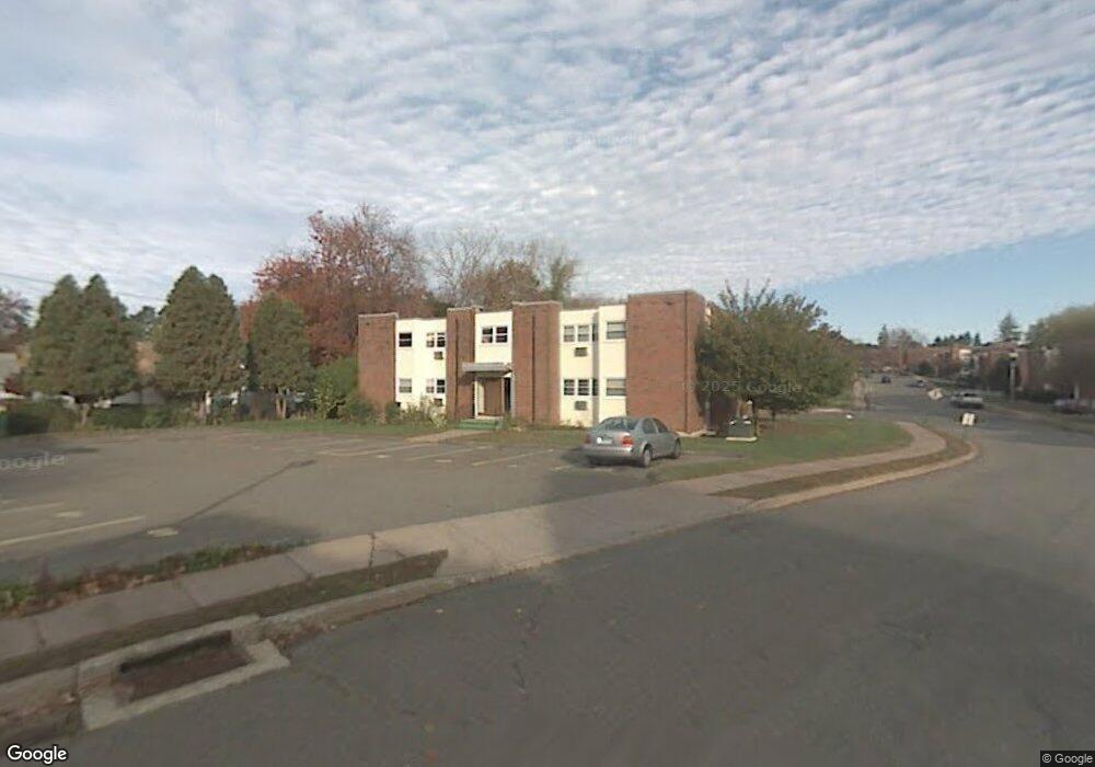 36 Thompson Rd unit 4D, Manchester, CT 06040 - photo 1