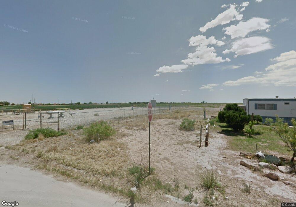 117 Carlgo St, Carlsbad, NM 88220 - photo 1