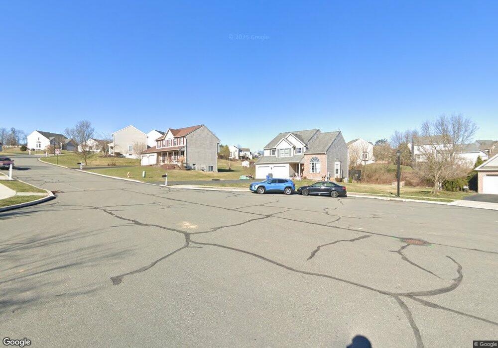 31 Kantner Ln, Reading, PA 19607 - photo 1