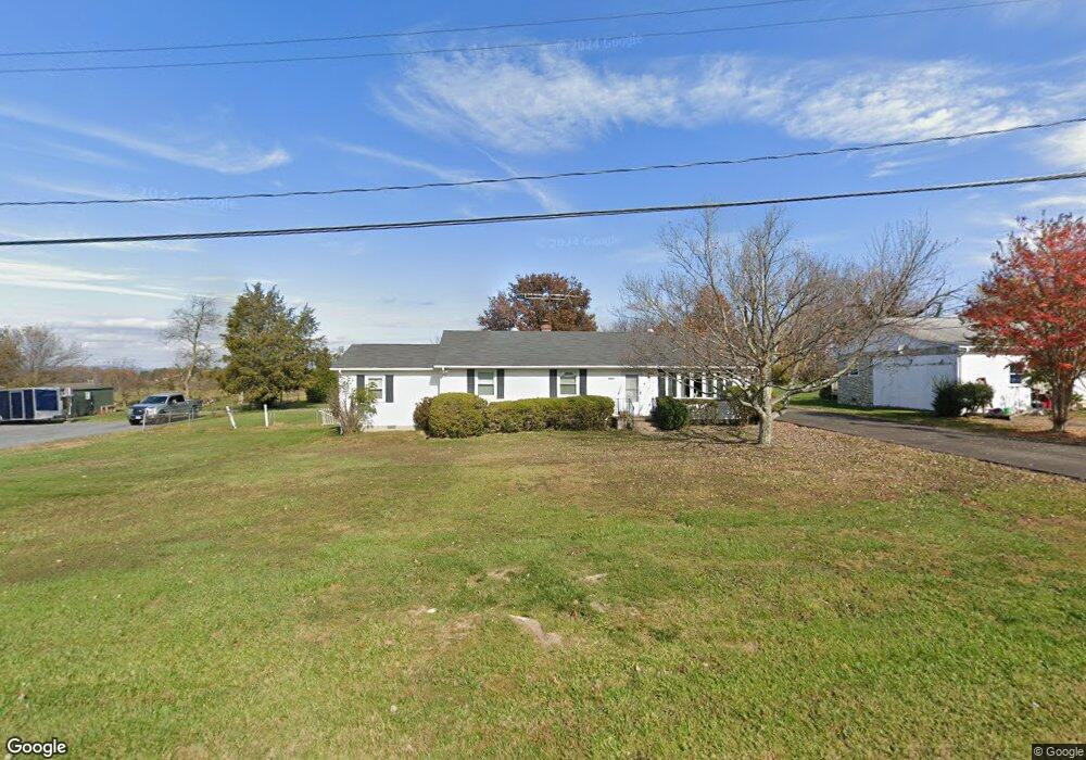8586 Mountainview Ave, Marshall, VA 20115 - photo 1