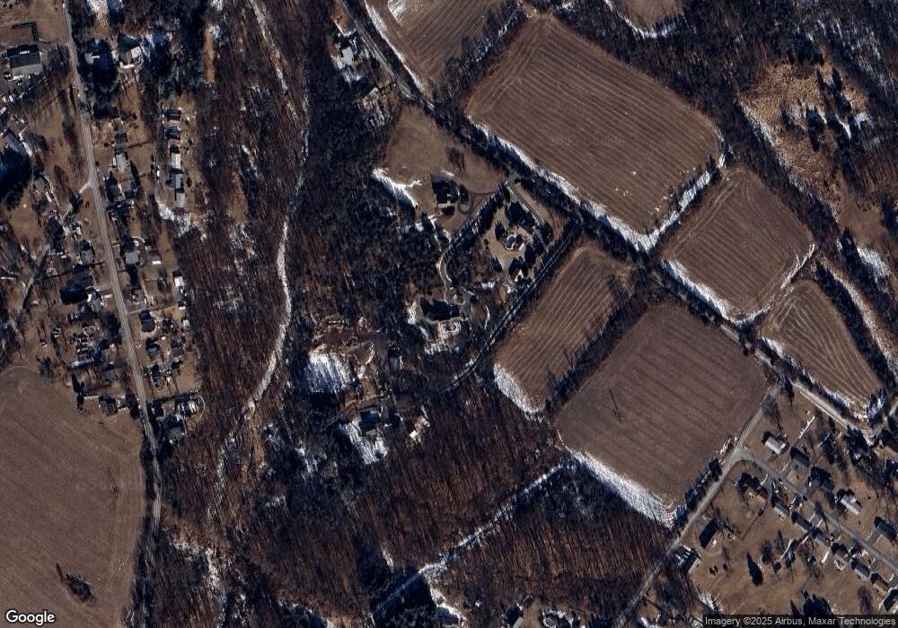 3035 Wonziegler Rd, Pennsburg, PA 18073 - photo 1