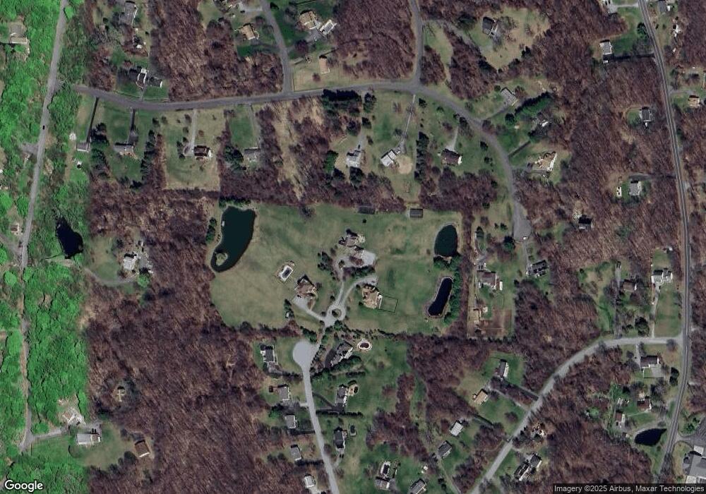 47 Mollys Way, Poughkeepsie, NY 12601 - photo 1