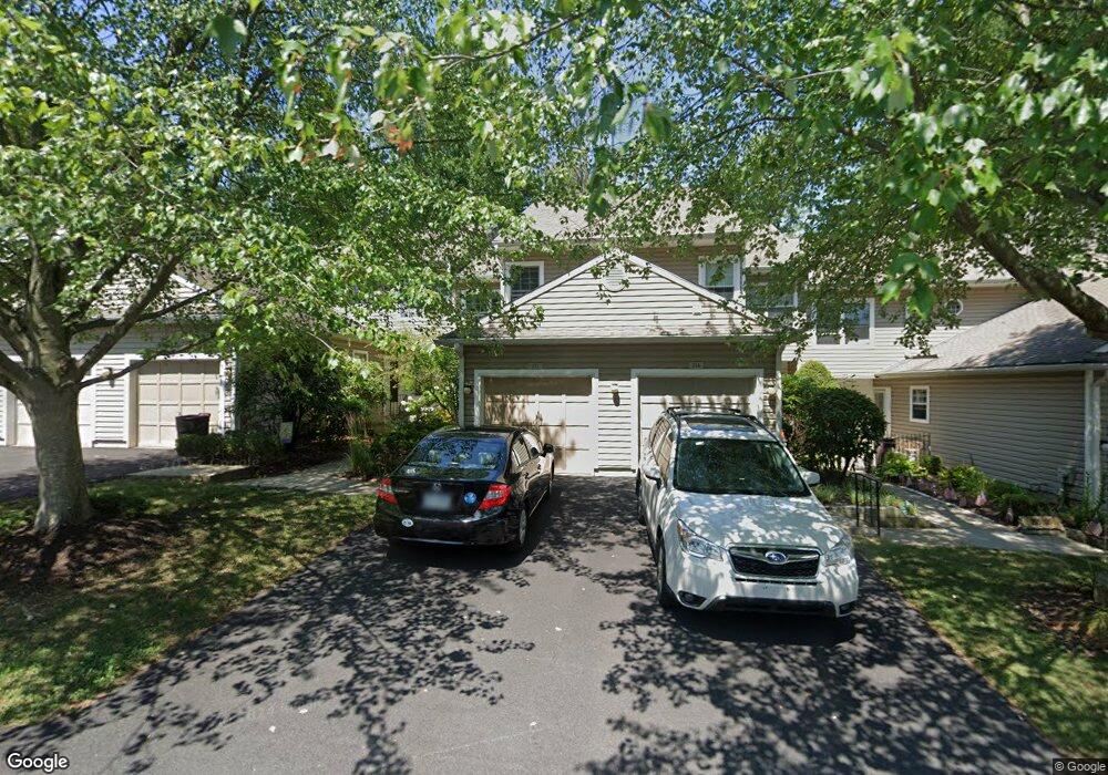 257 Stanton Ct, Glen Mills, PA 19342 - photo 1