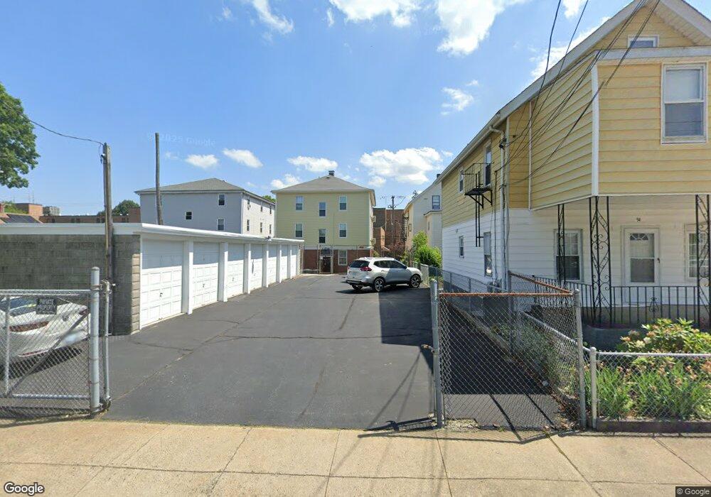 90 Sherman St, Pawtucket, RI 02860 - photo 1