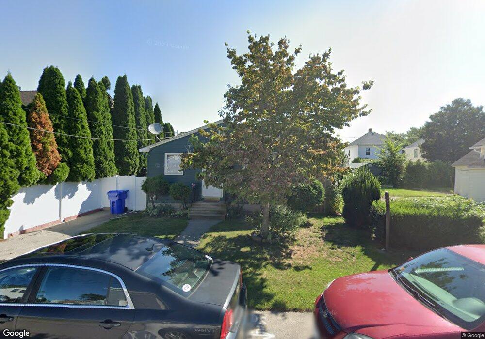 104 Stanton Ave, Riverside, RI 02915 - photo 1