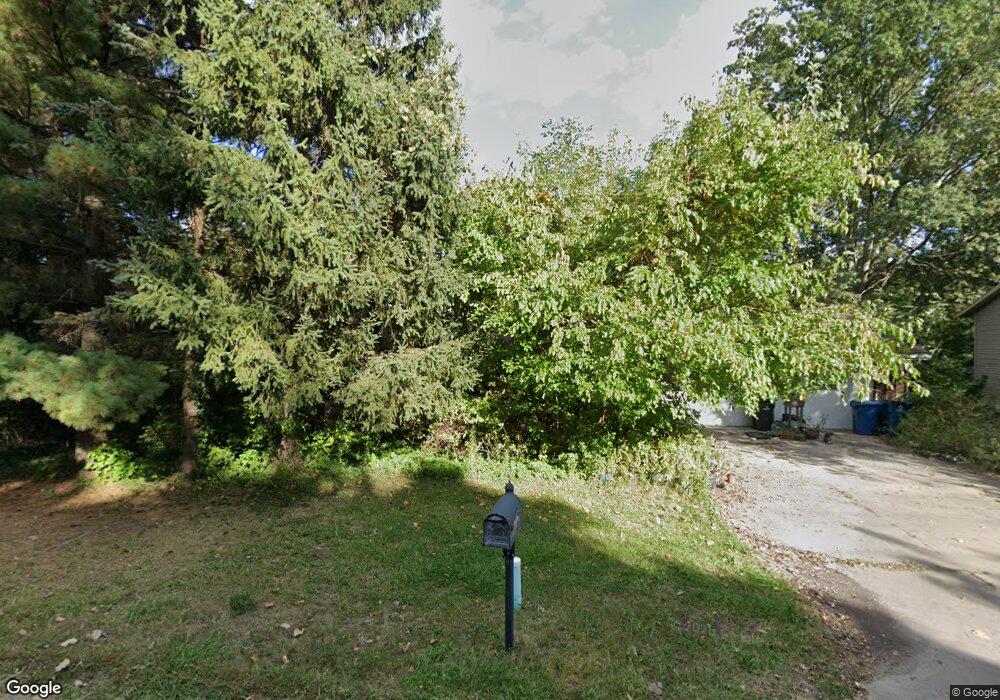 823 Community Rd, Sheffield Lake, OH 44054 - photo 1