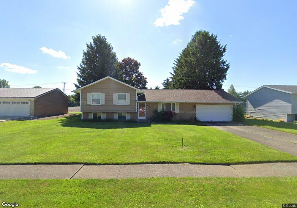 1535 Rosedale Ave, Bucyrus, OH 44820 - photo 1
