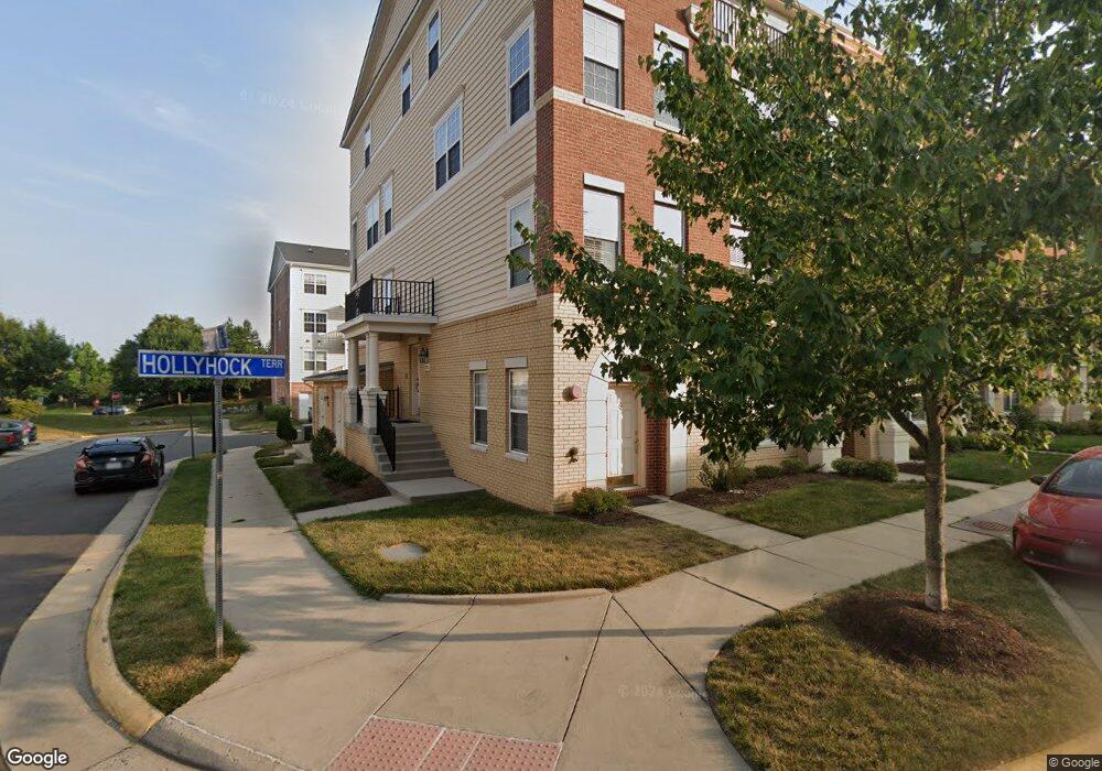 42615 Hollyhock Terrace unit 200, Ashburn, VA 20148 - photo 1