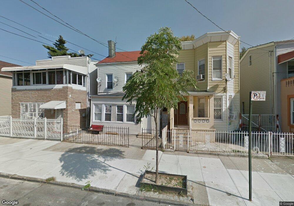 31 Bradford St, Brooklyn, NY 11207 - photo 1