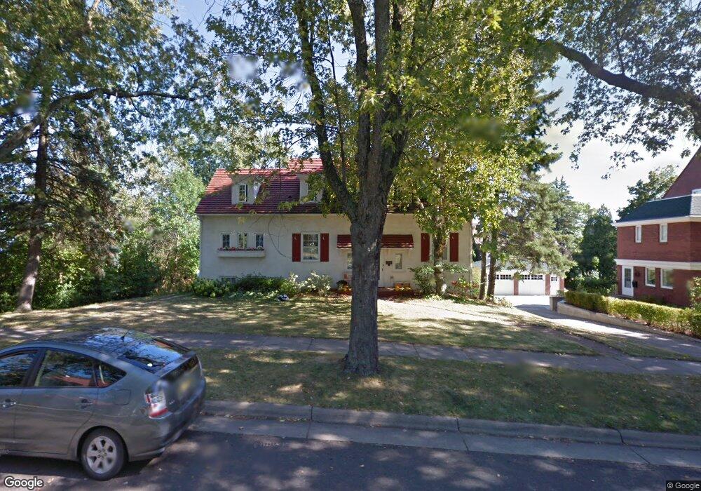 2510 E 2nd St, Duluth, MN 55812 - photo 1